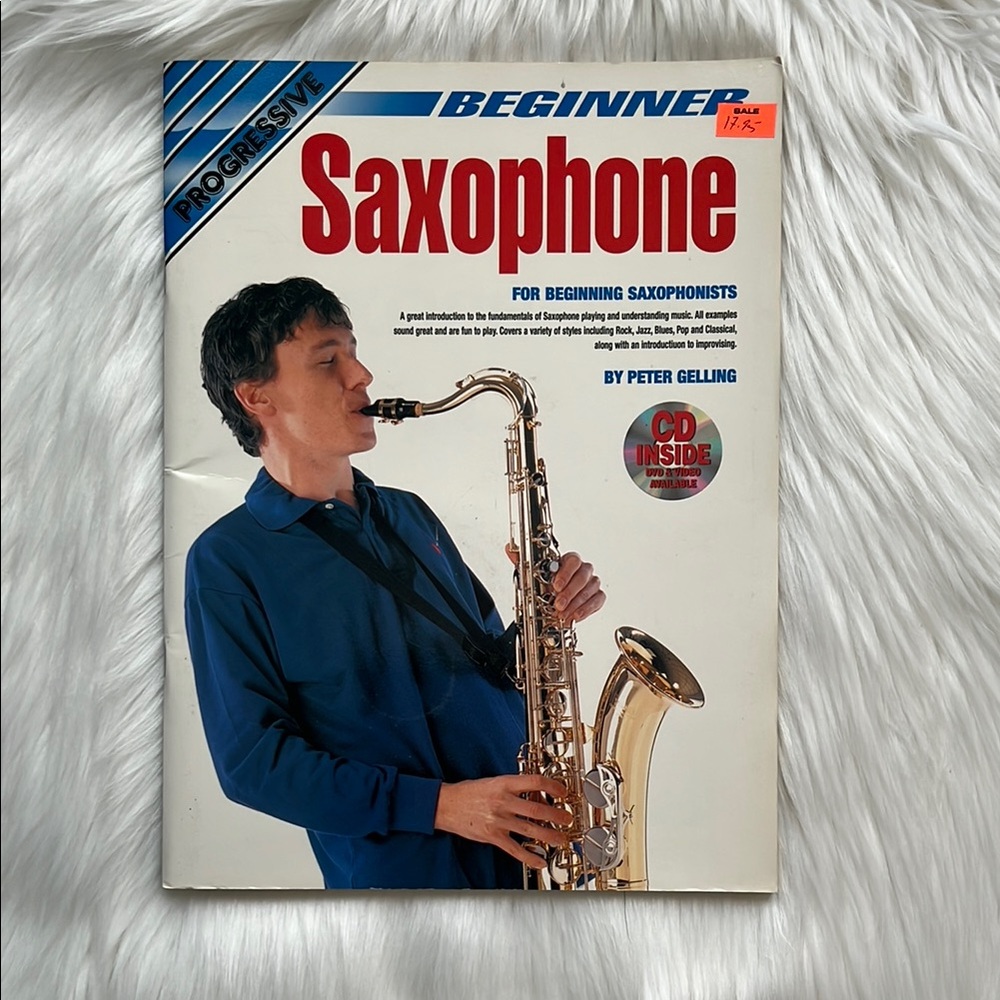 Beginner Saxophone Book by Peter Gelling includes CD